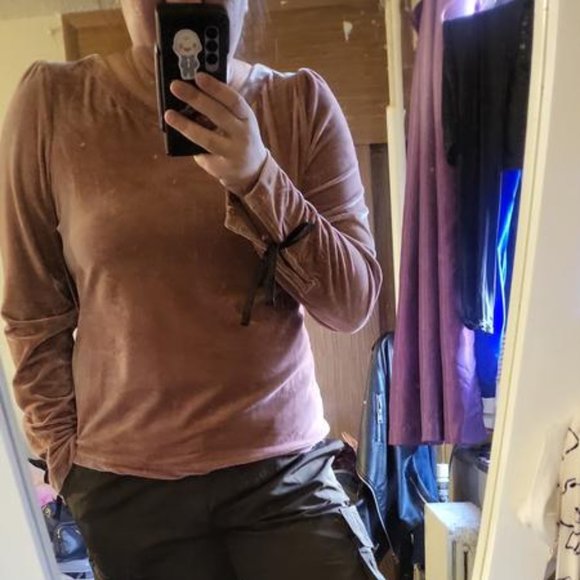 Anthropologie Open-Back Velvet Top - Picture 4 of 4